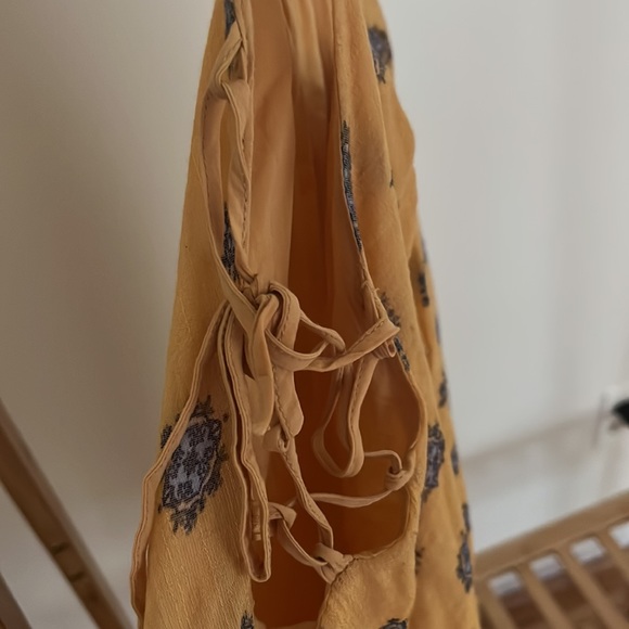 Urban Outfitters Yellow Floral Mini Sundress - Picture 6 of 11